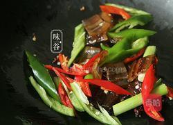 豆干炒腊肉的做法图解6