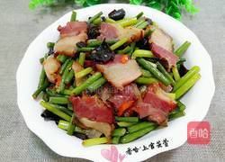 蒜苔炒腊肉的做法图解7