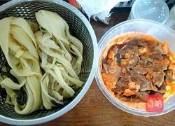 咸菜大肠的做法图解2