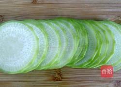 青萝卜玫瑰花的做法图解2