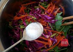 凉拌紫甘蓝的做法图解8