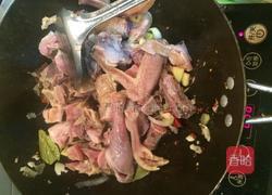 信阳家常香菇炖腊鸡的做法图解6