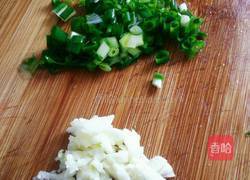 虾皮鸡蛋炒菠菜的做法图解3