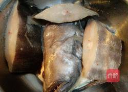 酱焖鲽鱼的做法图解2