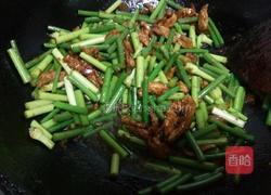 酱焖蒜苗的做法图解13