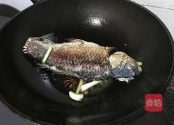 红烧鲫鱼的做法图解4