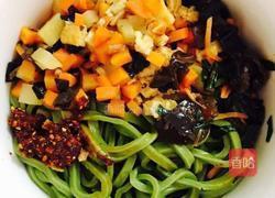 菠菜臊子干拌面的做法图解4