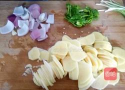 土豆肉片的做法图解2