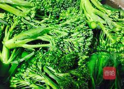 脆肉爆炒西兰花的做法图解3