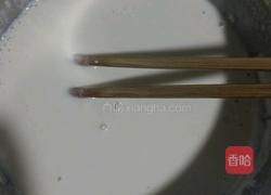 葱花鸡蛋薄饼的做法图解1