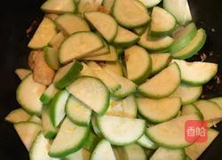 鸡肉片炒西葫芦的做法图解12
