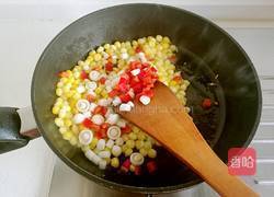 玉米烩娃娃菜的做法图解7