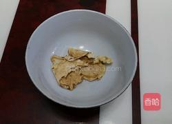 当归菌菇煮鸡的做法图解1