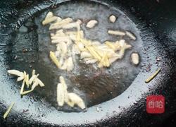 青椒炒肉的做法图解5