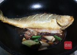 烧黄鱼的做法图解15