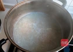 燕麦香蕉果仁粥的做法图解3