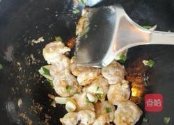 西兰花滑虾球的做法图解6