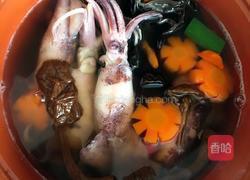滑子菇籽墨鱼养生汤的做法图解3