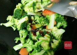 耗油西蓝花的做法图解7