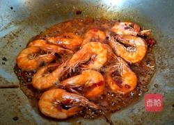 蒜蓉酱烧大虾的做法图解7