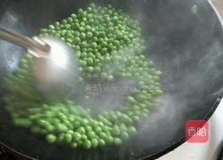 清炒豌豆的做法图解3