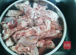 秘炖羊蝎子的做法图解1