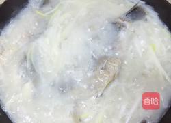鲫鱼薏米萝卜汤的做法图解5