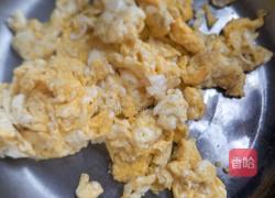 葱花蛋炒饭的做法图解2