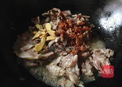 萝卜炖牛筋肉的做法图解6