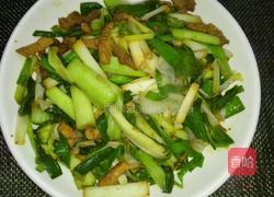 蒜苗炒肉的做法图解7