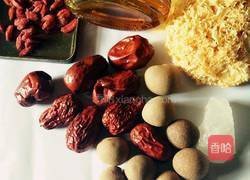 红枣银耳羹的做法图解1