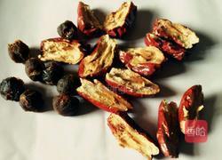 红枣银耳羹的做法图解3