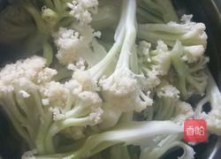 干煸有机菜花的做法图解1