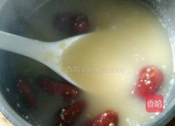 红枣桂圆小米粥的做法图解6