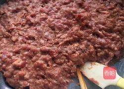 外酥里嫩牛肉丸的做法图解1