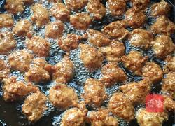 外酥里嫩牛肉丸的做法图解5