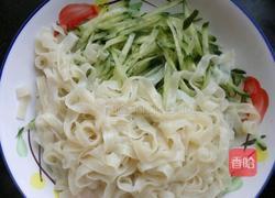 拌麻酱凉皮的做法图解6