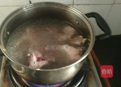 大骨炖萝卜的做法图解2