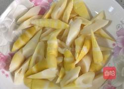 肉炒竹笋的做法图解1