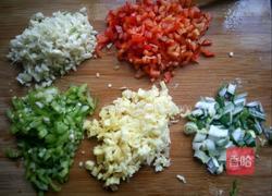 剁椒鱼头的做法图解2