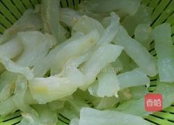 野笋炒蹄筋的做法图解2