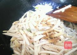 韭菜炒白灵菇的做法图解11