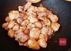 青椒栗子鸡的做法图解6
