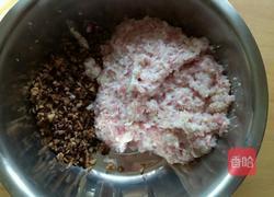 五花肉白菜香菇水饺的做法图解8