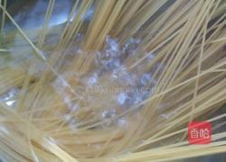 肉酱番茄意面的做法图解5