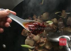 榨菜头炒腊肉的做法图解3