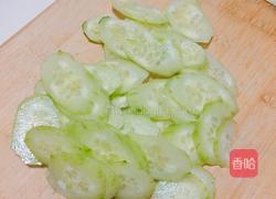 海螺拌黄瓜的做法图解2