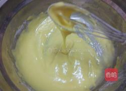 草莓玫瑰纸杯蛋糕的做法图解4