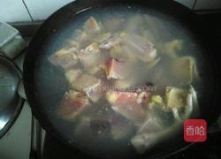 香菇炖鸡的做法图解2