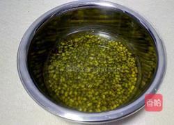 抹茶绿豆糕的做法图解1